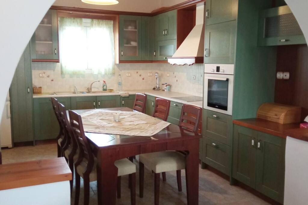 Apartment Sweet Milos Triovasalos