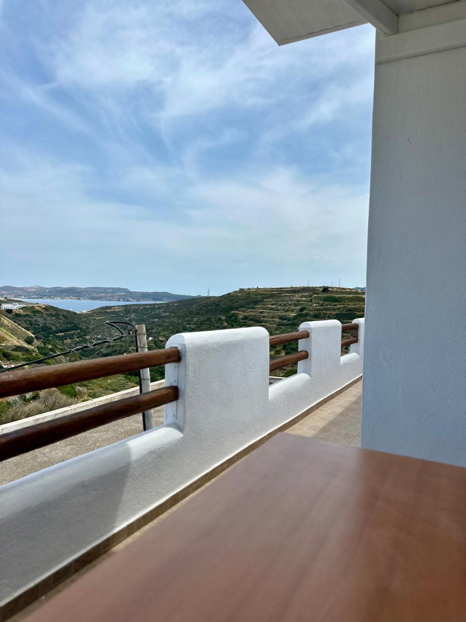 Sweet Milos 公寓 Triovasalos